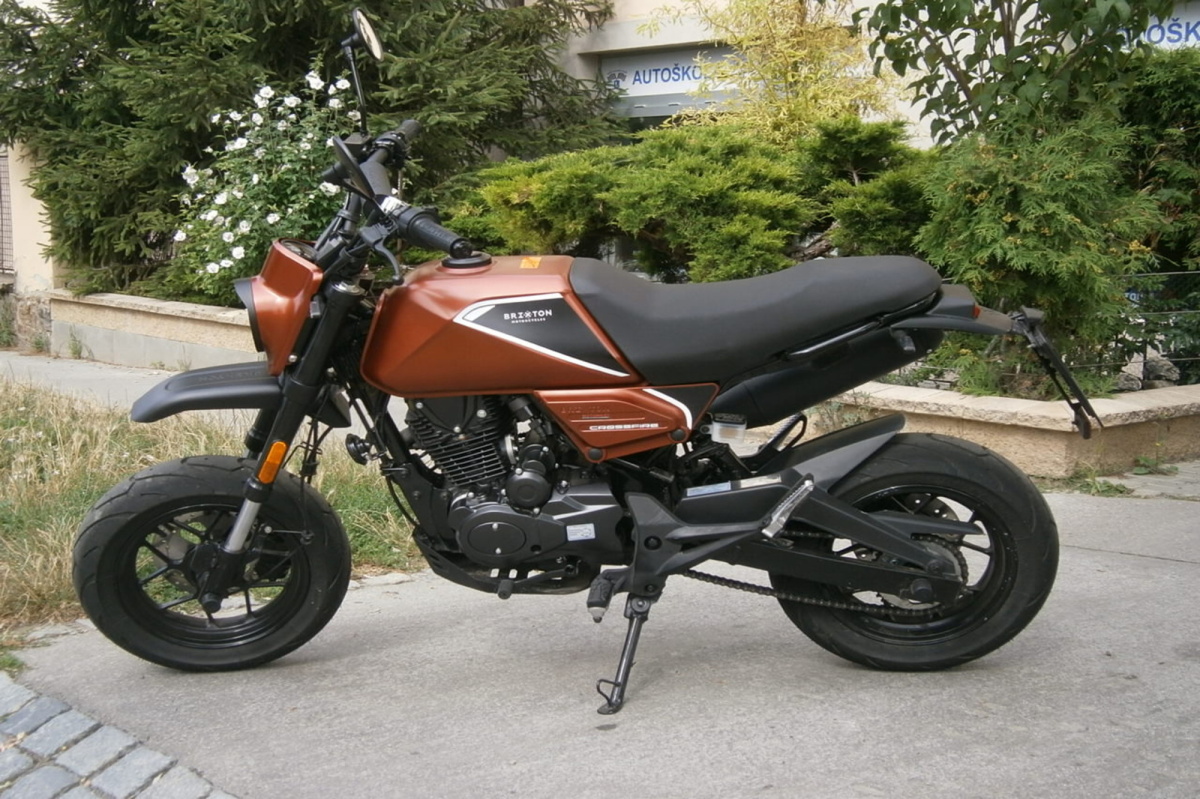 Brixton Crossfire 125